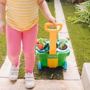 Melissa & Doug Outdoor basket Green Cart Toy Basket VEGETABLE GARDENING PLAY